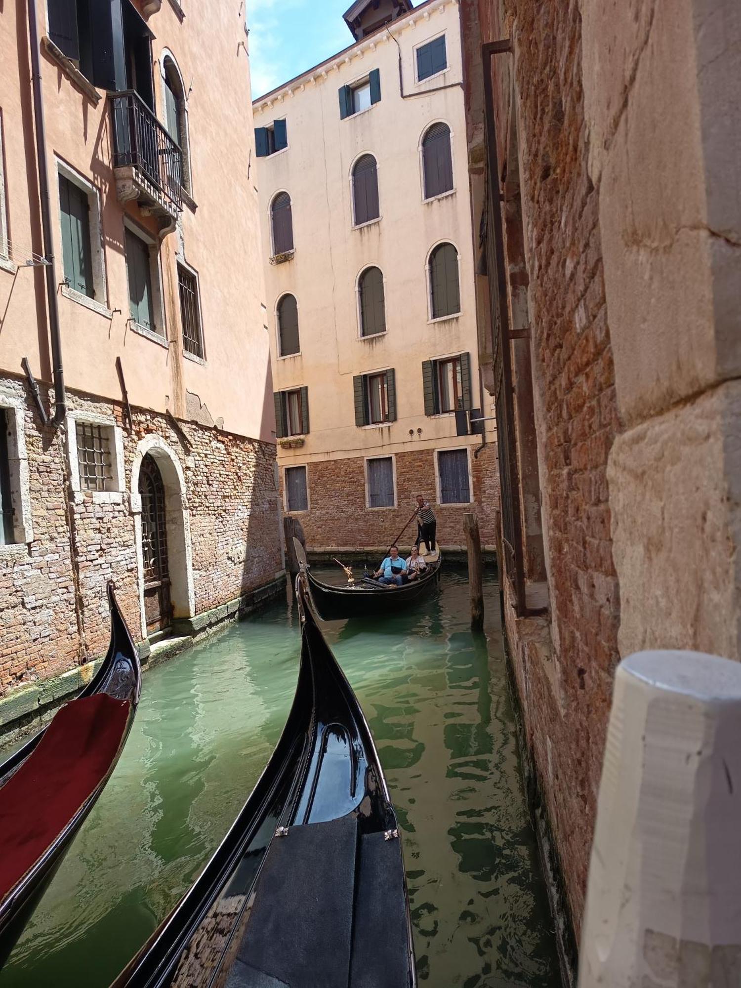 Ca Del Gambero Canal View Венеція Екстер'єр фото